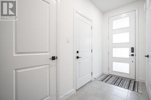 33 Southam Lane, Hamilton, ON - Indoor Photo Showing Other Room