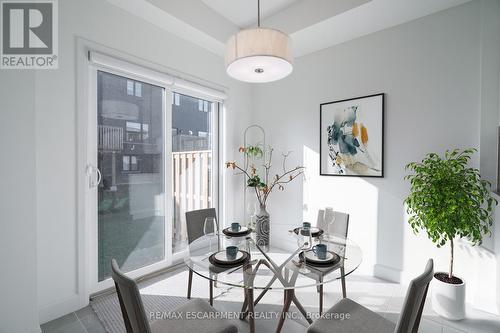 33 Southam Lane, Hamilton, ON - Indoor Photo Showing Dining Room