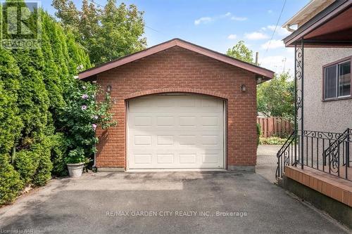 202 Niagara Street, Welland, ON - Outdoor With Exterior