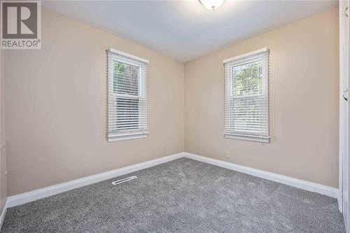 1462 Exmouth Street, Sarnia, ON - Indoor Photo Showing Other Room