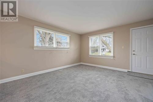 1462 Exmouth Street, Sarnia, ON - Indoor Photo Showing Other Room