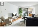 2085 Gordon Drive Unit# 312, Kelowna, BC  - Indoor Photo Showing Living Room 