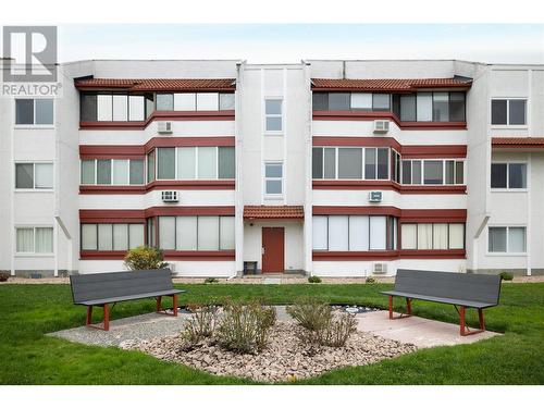 2085 Gordon Drive Unit# 312, Kelowna, BC - Outdoor With Facade