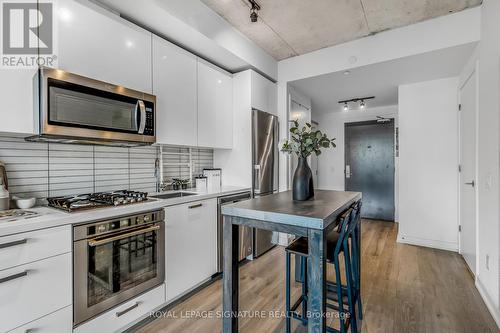 402 - 55 Ontario Street, Toronto, ON - Indoor Photo Showing Kitchen With Stainless Steel Kitchen With Upgraded Kitchen