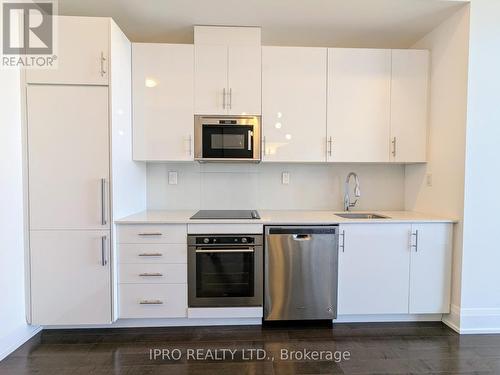 Ph115 - 460 Adelaide Street E, Toronto, ON - Indoor Photo Showing Kitchen With Upgraded Kitchen