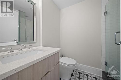 700 Sussex Drive Unit#304, Ottawa, ON - Indoor Photo Showing Bathroom