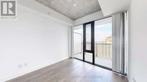 907 - 185 Roehampton Avenue, Toronto, ON - Indoor Photo Showing Other Room