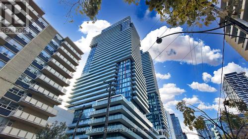 907 - 185 Roehampton Avenue, Toronto, ON - Outdoor With Balcony