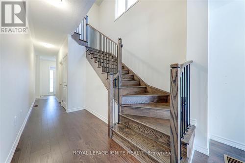 122 Laing Drive, Whitby, ON - Indoor Photo Showing Other Room