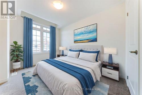 122 Laing Drive, Whitby, ON - Indoor Photo Showing Bedroom