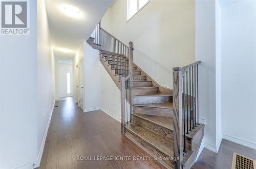 122 Laing Drive, Whitby, ON - Indoor Photo Showing Other Room