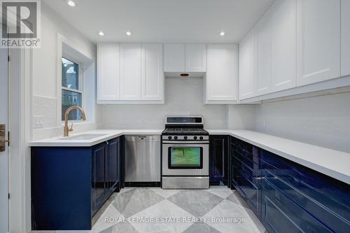 38 Benlamond Avenue, Toronto, ON - Indoor Photo Showing Kitchen