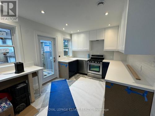 38 Benlamond Avenue, Toronto, ON - Indoor Photo Showing Kitchen