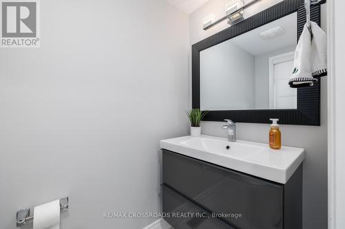 16 Gallimere Court, Whitby, ON - Indoor Photo Showing Bathroom