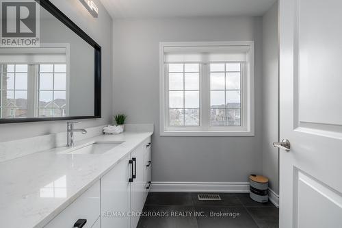 16 Gallimere Court, Whitby, ON - Indoor Photo Showing Bathroom