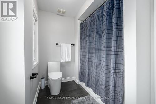 16 Gallimere Court, Whitby, ON - Indoor Photo Showing Bathroom