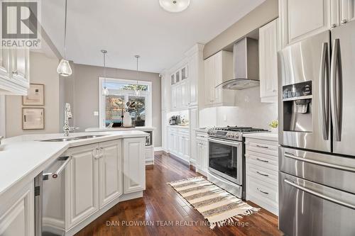 103 Charest Place, Whitby, ON - Indoor Photo Showing Kitchen With Upgraded Kitchen