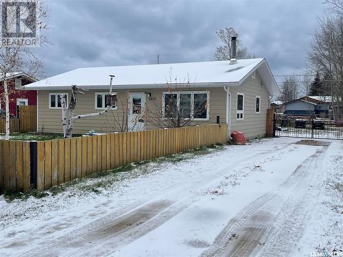 1429 Morin Avenue, Buffalo Narrows, SK - Outdoor