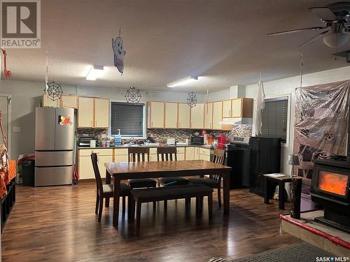 1429 Morin Avenue, Buffalo Narrows, SK - Indoor Photo Showing Dining Room