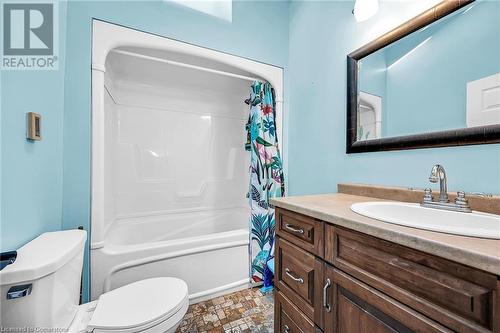 64031 Wellandport Road, Wainfleet, ON - Indoor Photo Showing Bathroom