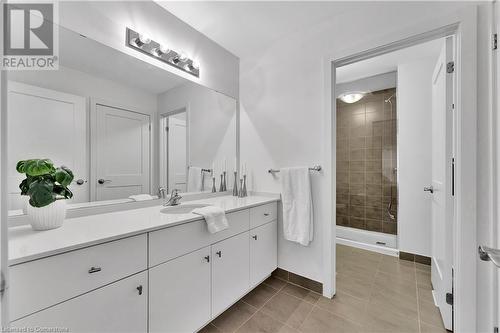 110 Fergus Ave Unit# 42, Kitchener, ON - Indoor Photo Showing Bathroom