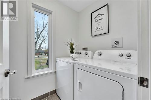 110 Fergus Ave Unit# 42, Kitchener, ON - Indoor Photo Showing Laundry Room