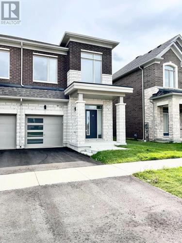 87 Schmeltzer Crescent, Richmond Hill, ON - Outdoor With Facade