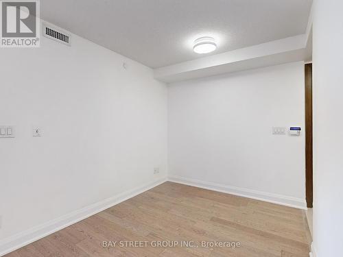 512 - 1 Uptown Drive, Markham, ON - Indoor Photo Showing Other Room