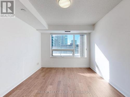 512 - 1 Uptown Drive, Markham, ON - Indoor Photo Showing Other Room