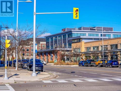 512 - 1 Uptown Drive, Markham, ON - Outdoor