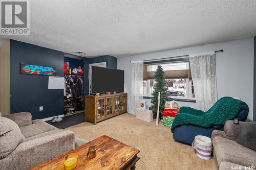 1195 Branion Drive, Prince Albert, SK - Indoor