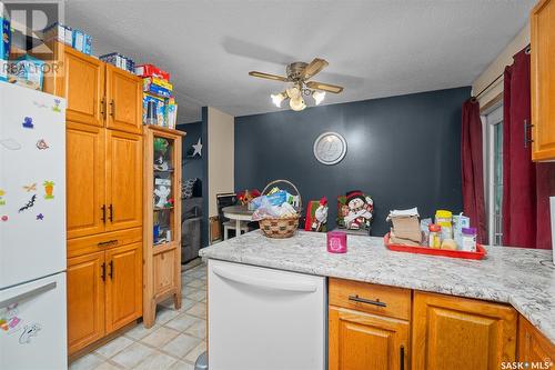 1195 Branion Drive, Prince Albert, SK - Indoor Photo Showing Kitchen