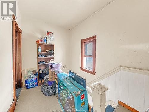 594 Janette Avenue, Windsor, ON - Indoor Photo Showing Other Room