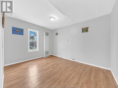 594 Janette Avenue, Windsor, ON - Indoor Photo Showing Other Room