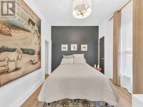 203 Park Street, Chatham, ON - Indoor Photo Showing Bedroom