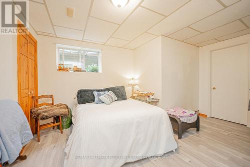 1755 Golf Link Road, Tiny, ON - Indoor Photo Showing Bedroom