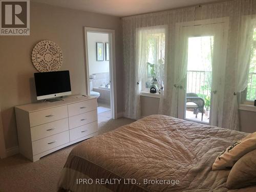 73 Savannah Crescent, Wasaga Beach, ON - Indoor Photo Showing Bedroom