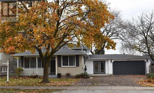 3345 Tallman Drive, Lincoln, ON - Outdoor With Facade