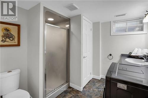 3345 Tallman Drive, Lincoln, ON - Indoor Photo Showing Bathroom