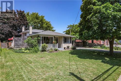 3345 Tallman Drive, Lincoln, ON - Outdoor With Deck Patio Veranda