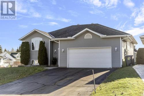 23 Meadow Ln, Sault Ste. Marie, ON - Outdoor With Facade