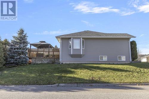 23 Meadow Ln, Sault Ste. Marie, ON - Outdoor