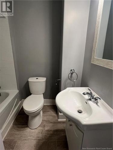 103-105 Hazen Street, Saint John, NB - Indoor Photo Showing Bathroom