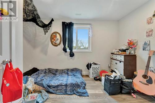 279 Darling Street, Brantford, ON - Indoor Photo Showing Bedroom