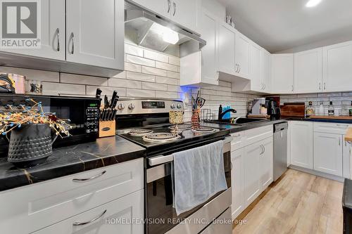 279 Darling Street, Brantford, ON - Indoor Photo Showing Kitchen