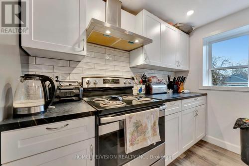 279 Darling Street, Brantford, ON - Indoor Photo Showing Kitchen