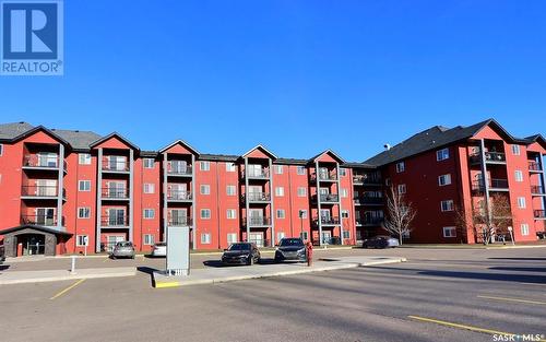 102 1501 15Th Street E, Prince Albert, SK - Outdoor With Facade