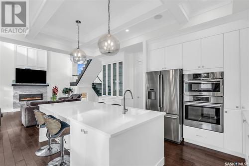 702 Bolstad Turn, Saskatoon, SK - Indoor Photo Showing Kitchen With Upgraded Kitchen