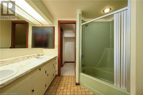 68 Barringham Drive, Oakville, ON - Indoor Photo Showing Bathroom