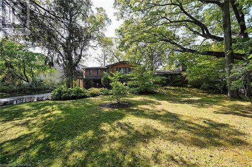 68 Barringham Drive, Oakville, ON - Outdoor